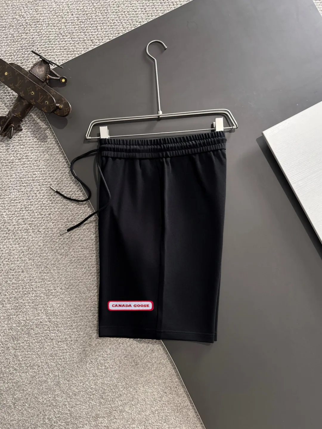 Next day delivery P300 High-end goods Big Goose 2025 new summer elastic band casual shorts, counter-customized fabrics, high breathability and comfort, impeccable details, brand element design concept, reflecting high quality. It feels delicate and soft! It presents a casual cut and the upper body shape is great! Size: M-4XL